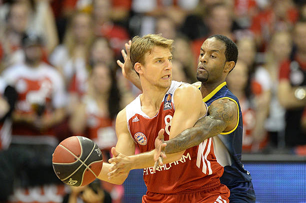 25亿欧元 25亿欧元