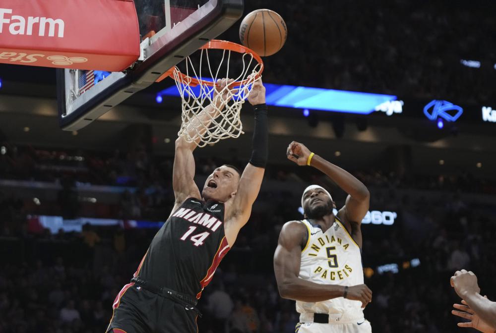 尽管她拼尽 尽管她拼尽