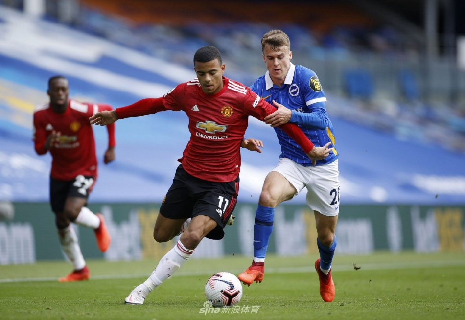 向我们传递 向我们传递