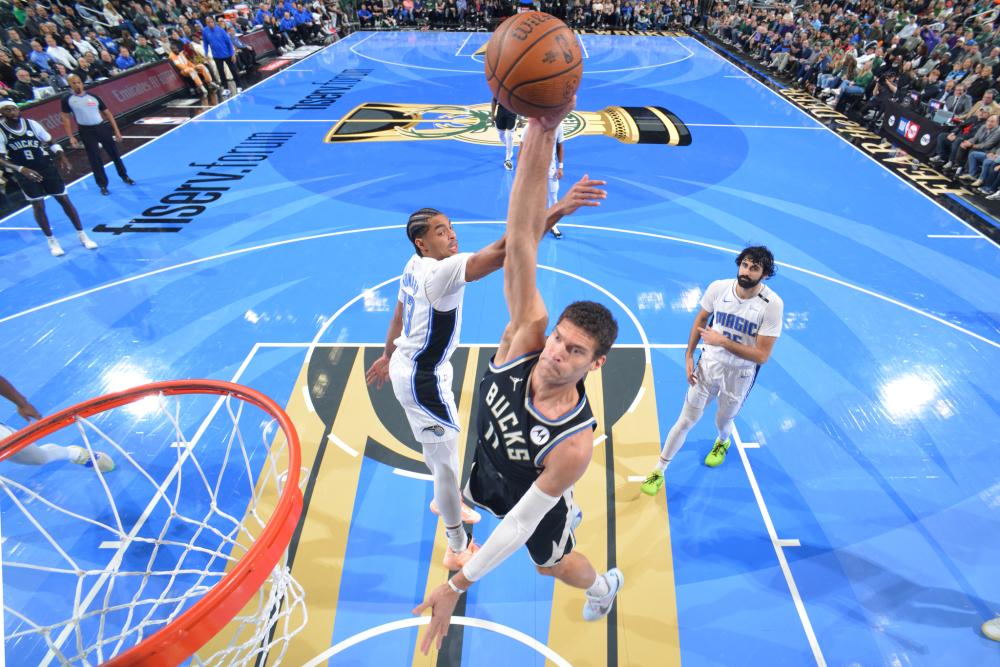 球员们在攻 球员们在攻